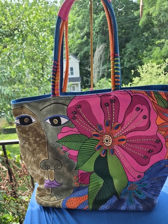 Laurel Burch Handbags - LAUREL BURCH 🍎 large cotton canvas tote 🍎 VINTAGE beaded Polynesean Face